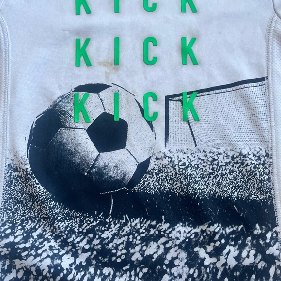 Oshkosh Activewear tee hoodie 5T - Picture 2 of 6